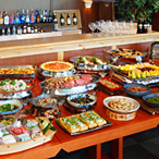 夕食、朝食は豪華ビュッフェ